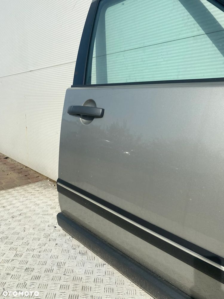 LAND ROVER DISCOVERY 4 L319 DRZWI PRAWY PRZÓD - 6