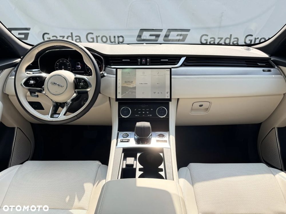 Jaguar F-Pace D200 AWD R-Dynamic S - 10