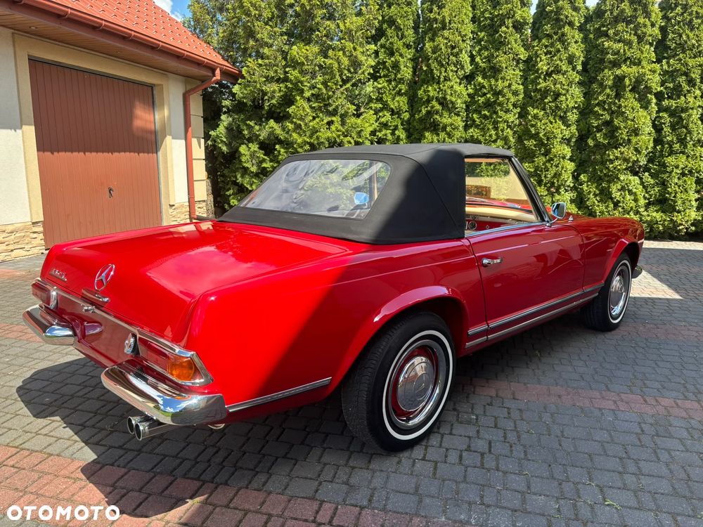 Mercedes-Benz SL - 38