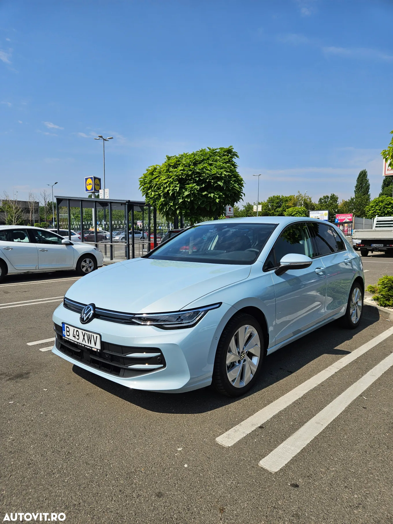 Volkswagen Golf 1.5 TSI Life - 2