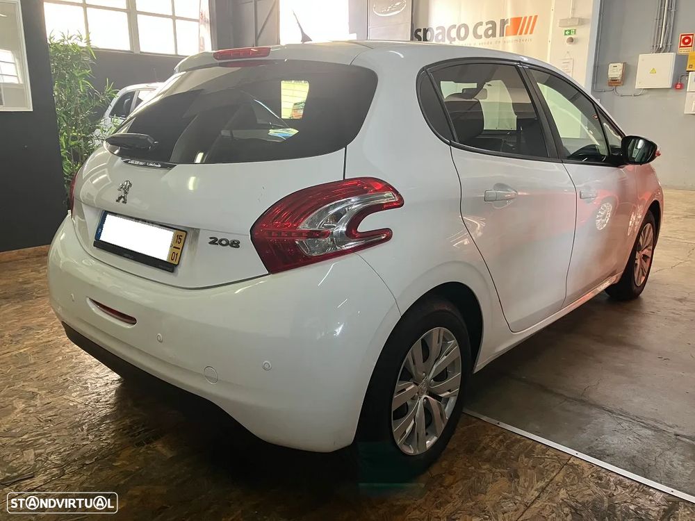 Peugeot 208 1.4 HDi Access - 4