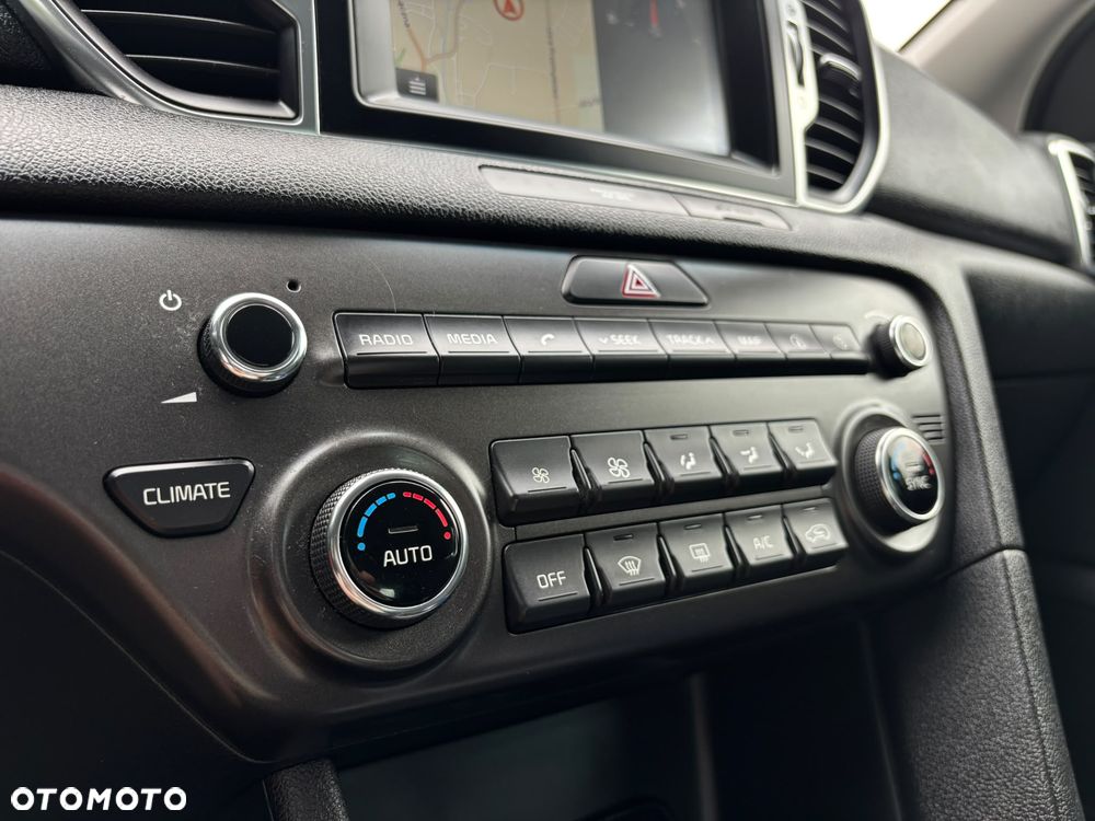 Kia Sportage 1.6 GDI L 2WD - 26