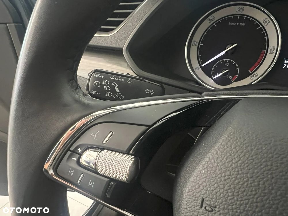 Skoda Superb 2.0 TDI SCR Style DSG - 20