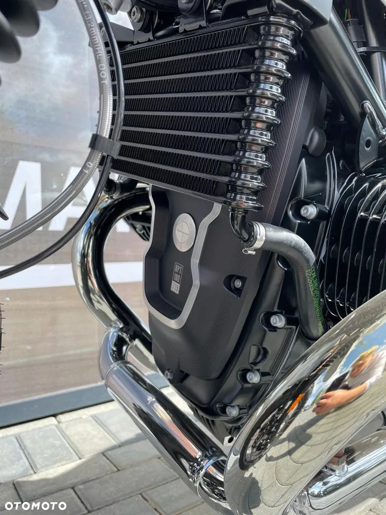 BMW R - 11