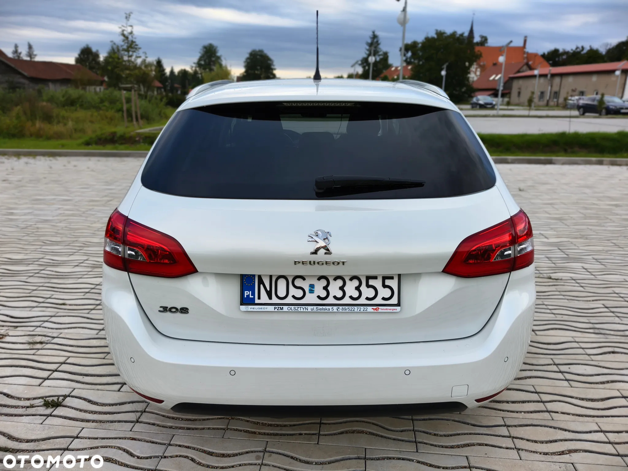 Peugeot 308 SW 1.2 PureTech GPF Allure Pack S&S - 8