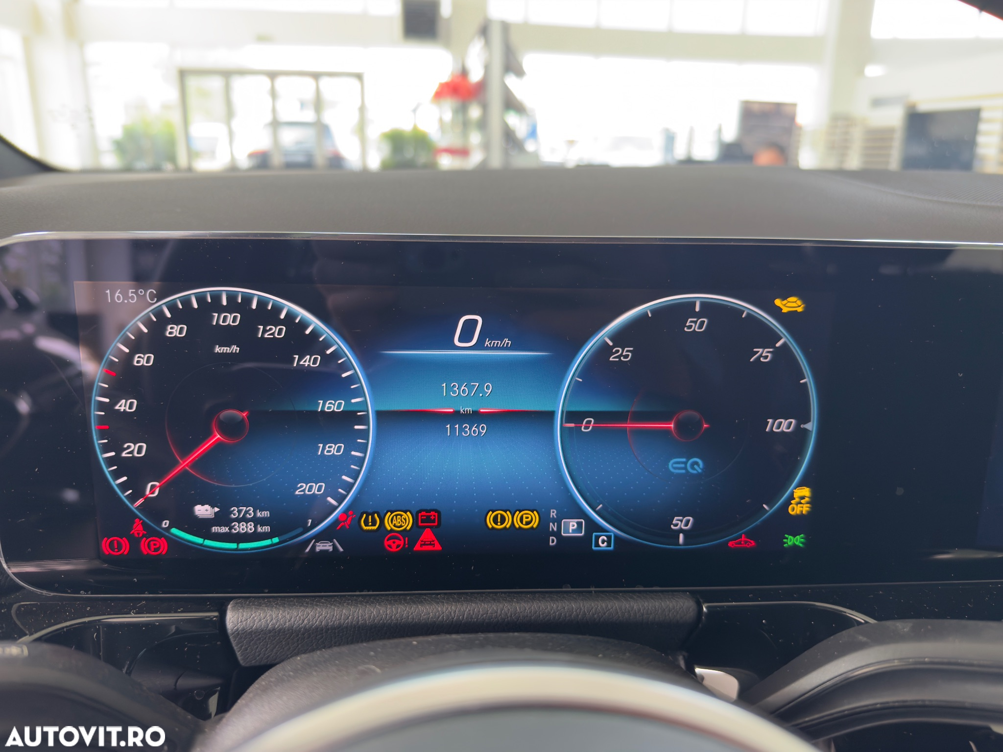 Mercedes-Benz EQA 250 - 12