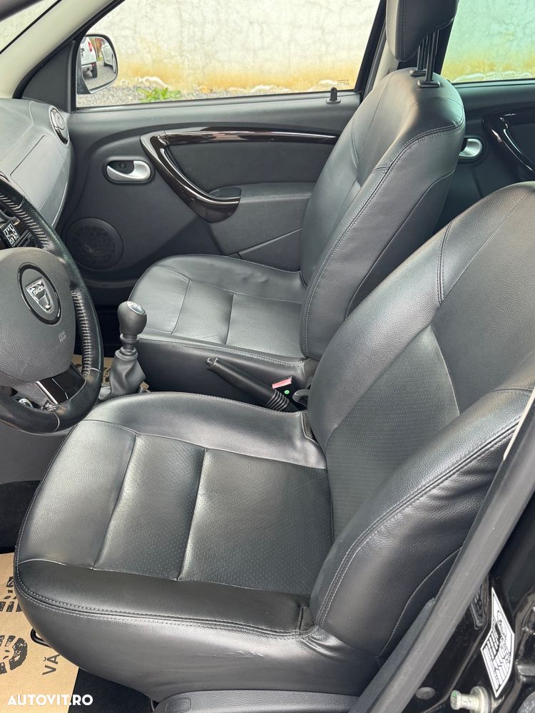 Dacia Duster dCi 110 FAP 4x4 Laureate - 4