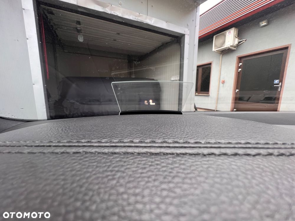 Volkswagen Arteon 2.0 TSI R-Line DSG - 24