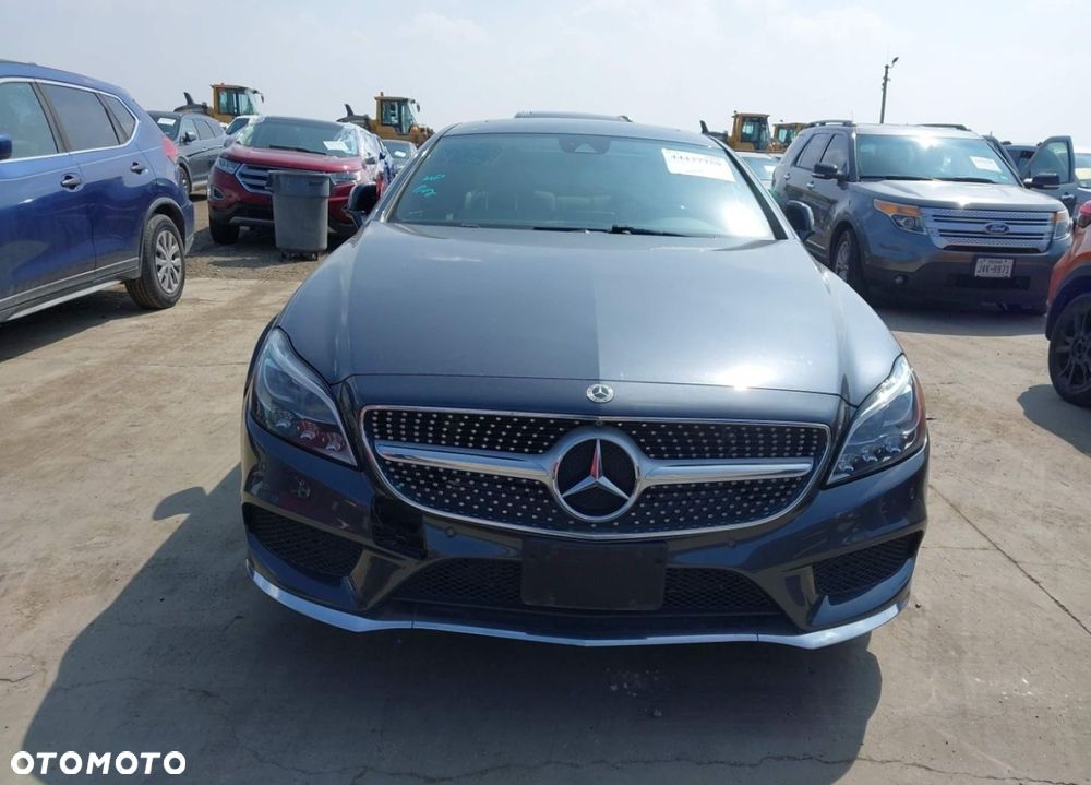 Mercedes-Benz CLS - 4