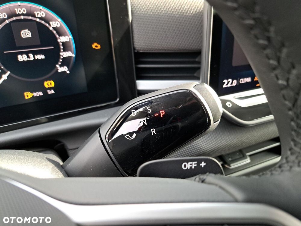 Volkswagen T-Roc 1.5 eTSI Life DSG - 22