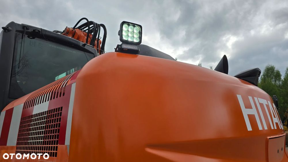 Hitachi Zx140w - 23