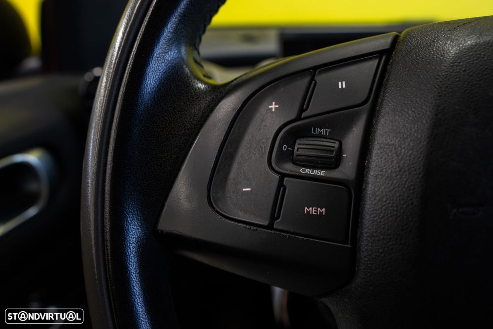 Citroën C4 Cactus 1.6 BlueHDi Shine ETG6 - 16