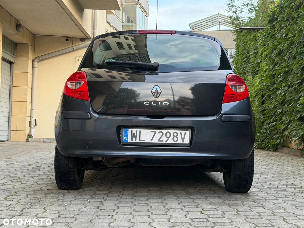 Renault Clio 1.4 16V Dynamique - 5