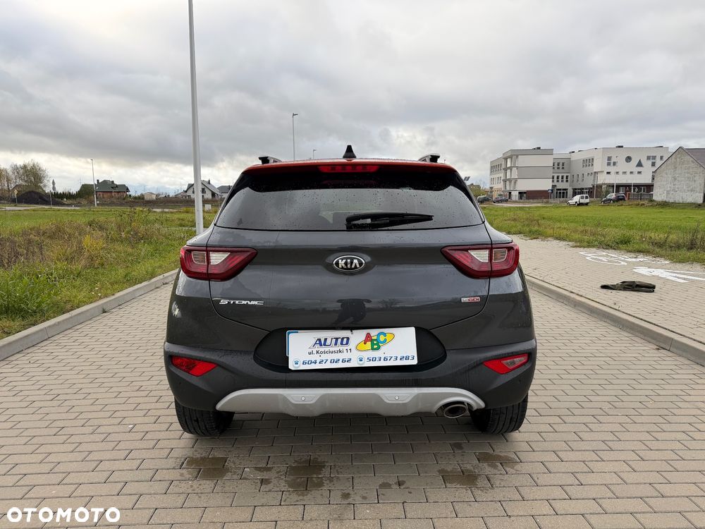 Kia Stonic - 4