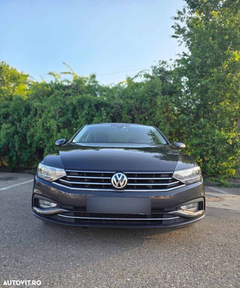 Volkswagen Passat 2.0 TDI DSG Comfortline - 3