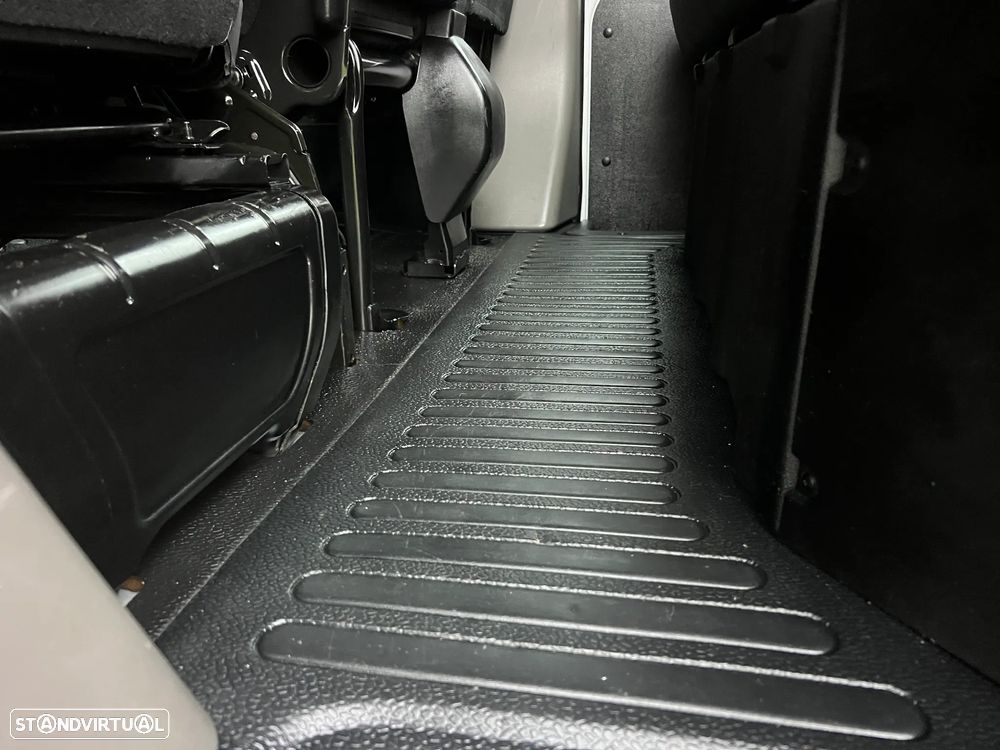 Renault Master 2.3 Dci SS C.Dupla 130 cv 7 Lug AC - 20