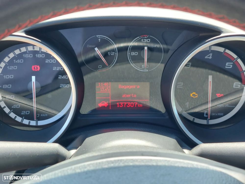 Alfa Romeo Giulietta 1.6 JTDM Veloce - 18