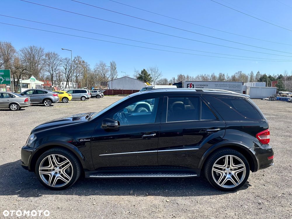 Mercedes-Benz ML 63 AMG 4-Matic - 2