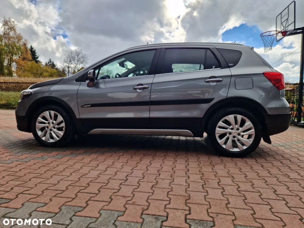 Suzuki SX4 S-Cross 1.4 T Premium 4WD - 6