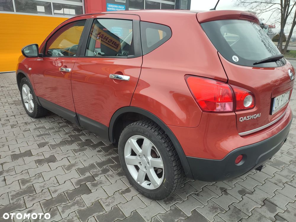 Nissan Qashqai 2.0 dCi DPF tekna - 3