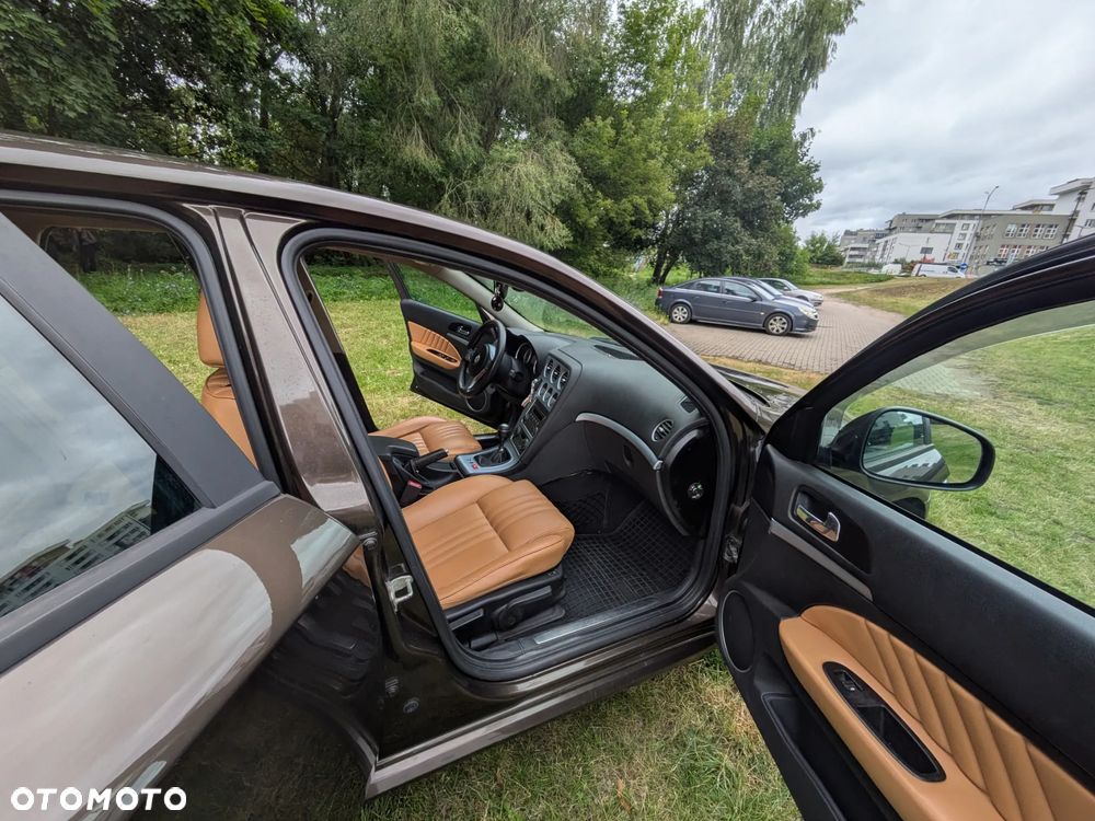 Alfa Romeo 159 1.9JTDM Distinctive - 12