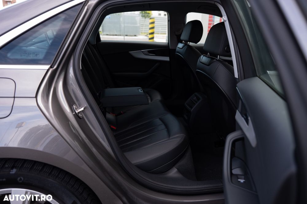 Audi A4 2.0 TDI S tronic Design - 22