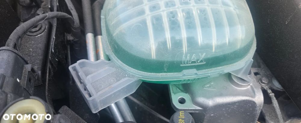 Volvo XC 40 T2 Plus Dark - 21