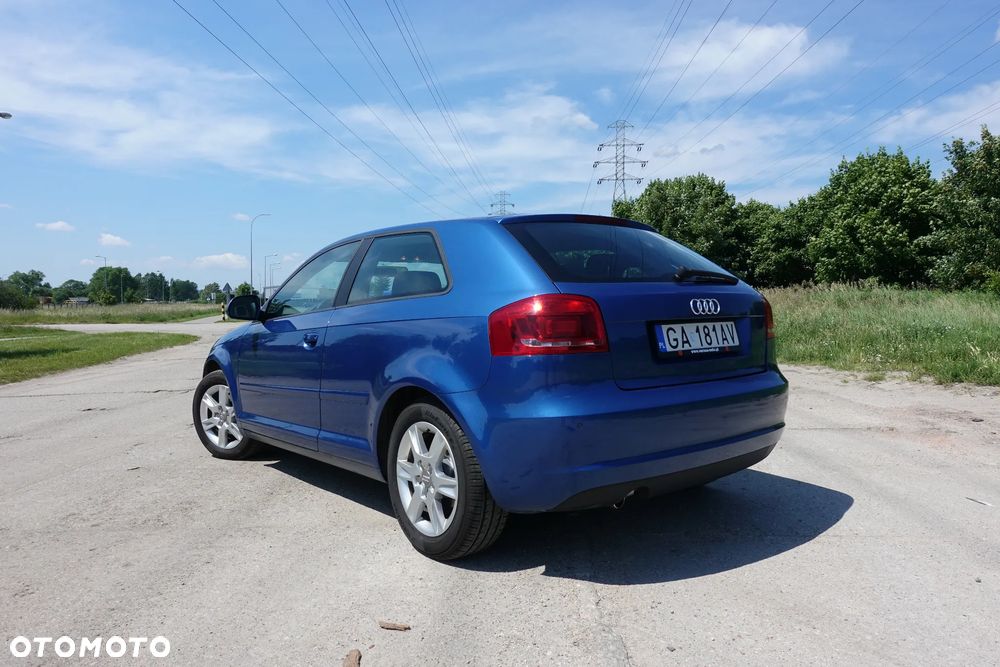 Audi A3 3-drzwiowe 1.6 Ambiente - 3