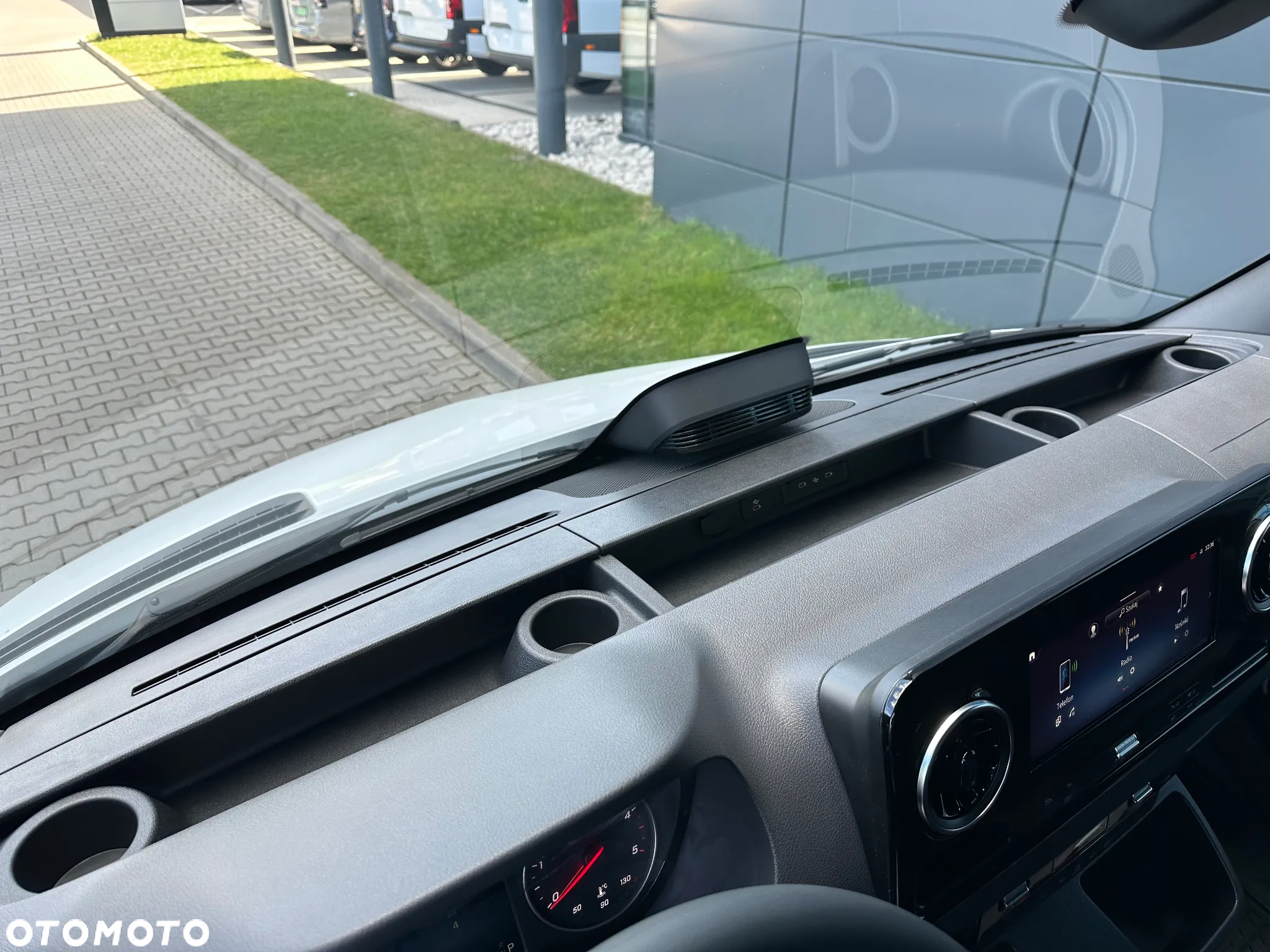 Mercedes-Benz Sprinter 317 CDI Furgon PRO długi 4325 mm L3H2 - 30