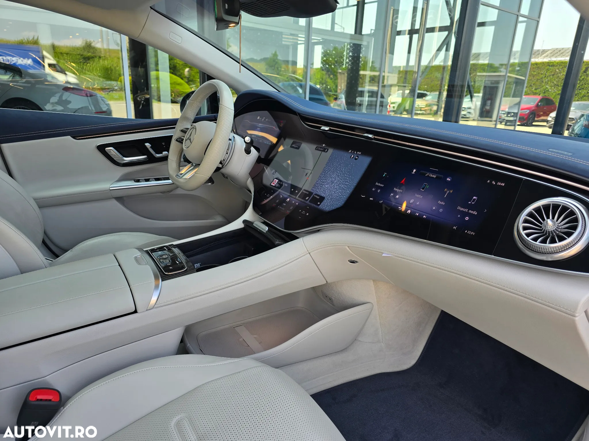 Mercedes-Benz EQE AMG 43 4MATIC - 12