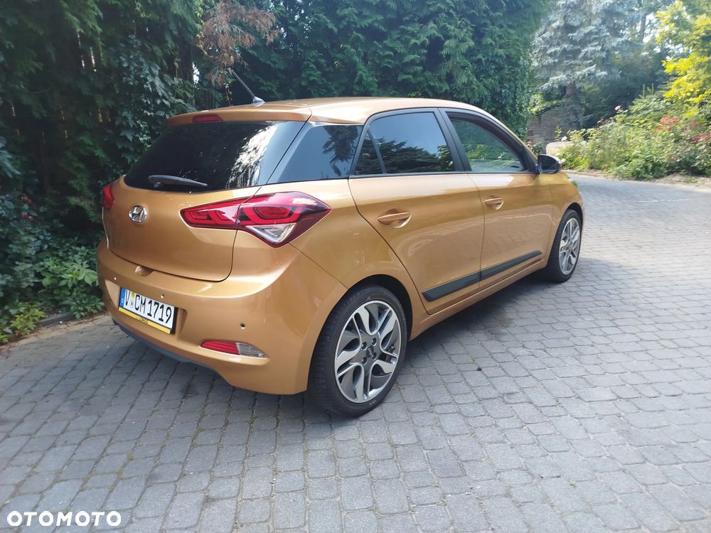 Hyundai i20 - 14