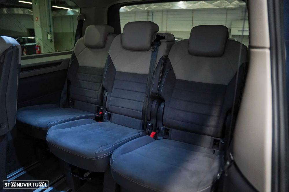 VW Multivan 2.0 TDI Style Longa DSG - 15