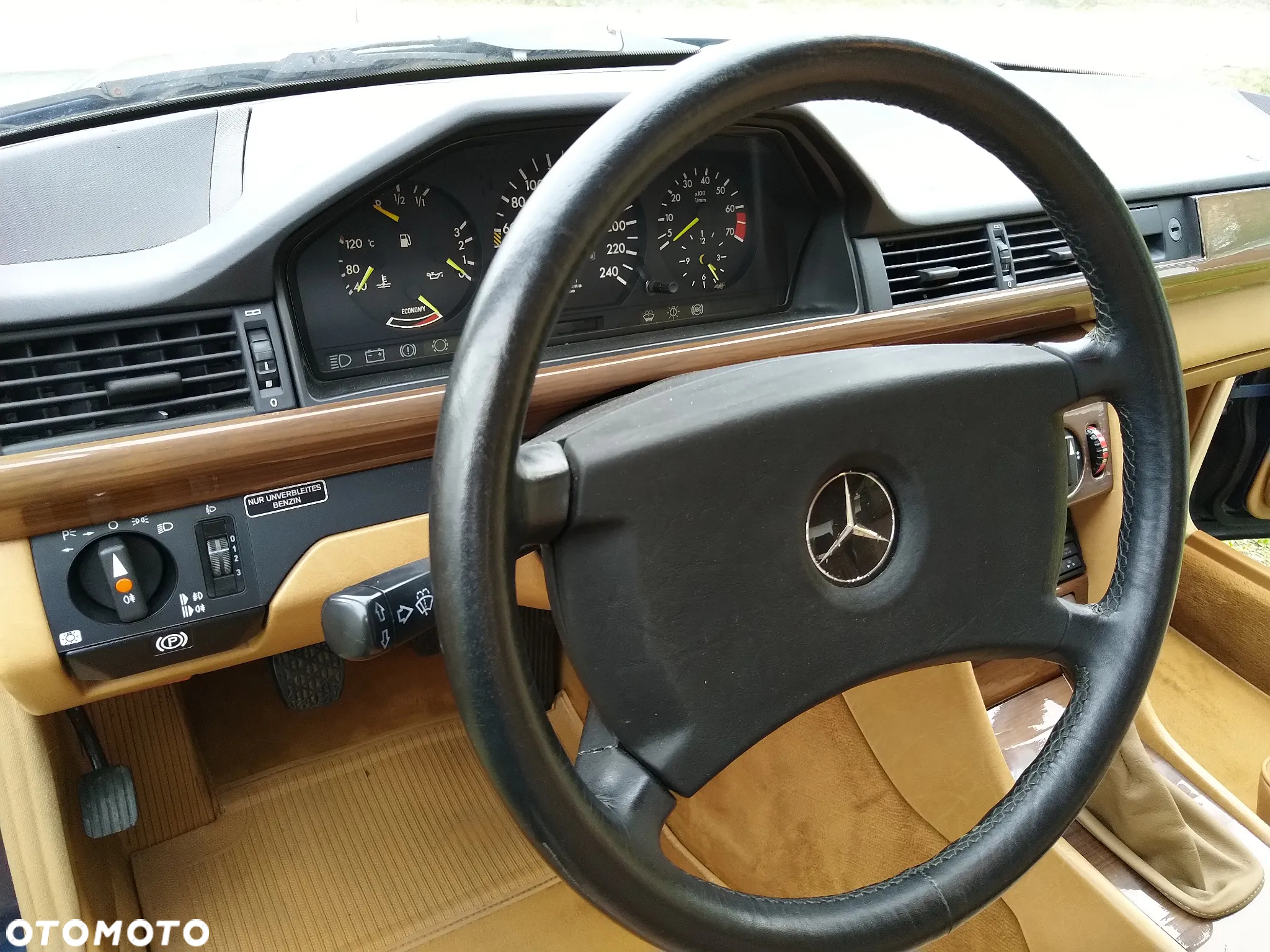 Mercedes-Benz W124 (1984-1993) - 16