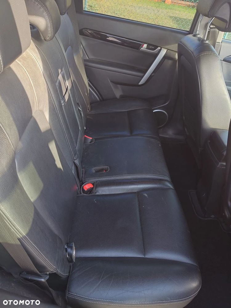 Chevrolet Captiva 2.2 D LTZ - 10