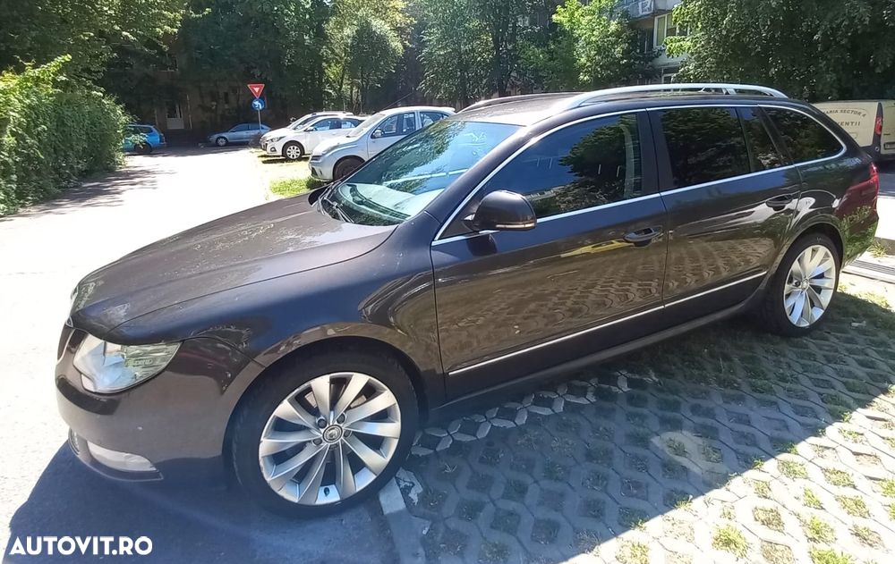 Skoda Superb 2.0 TDI Elegance DSG - 1