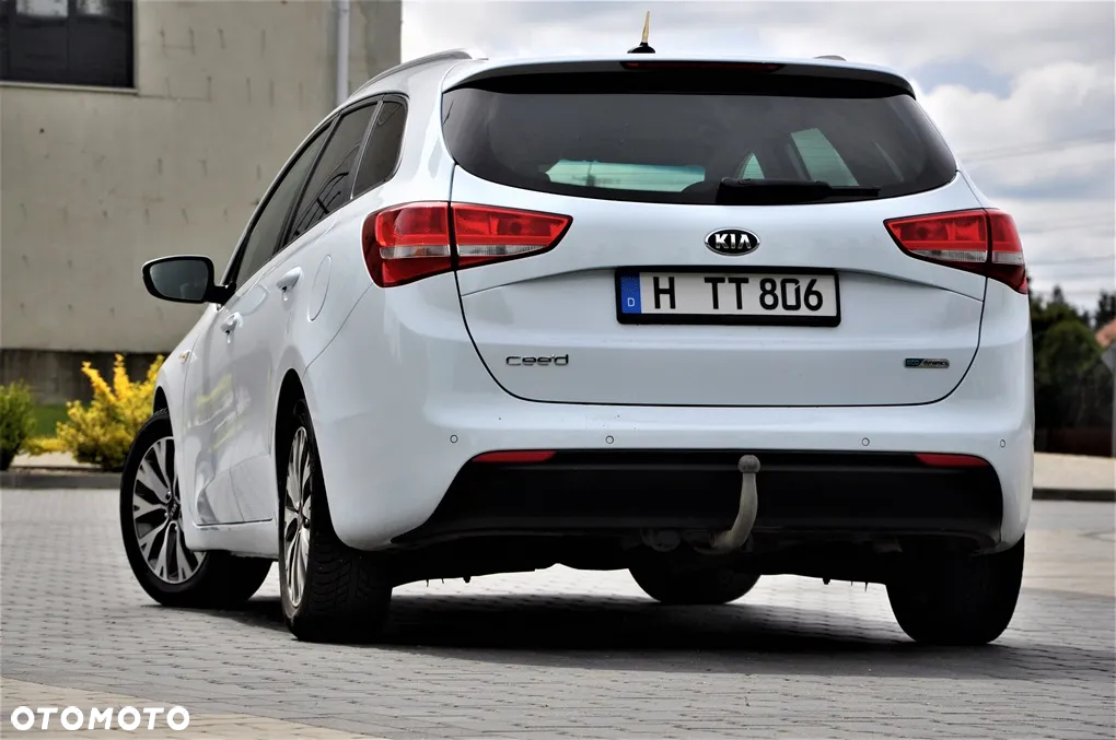 Kia Ceed 1.6 CRDi SCR L Business Line - 25