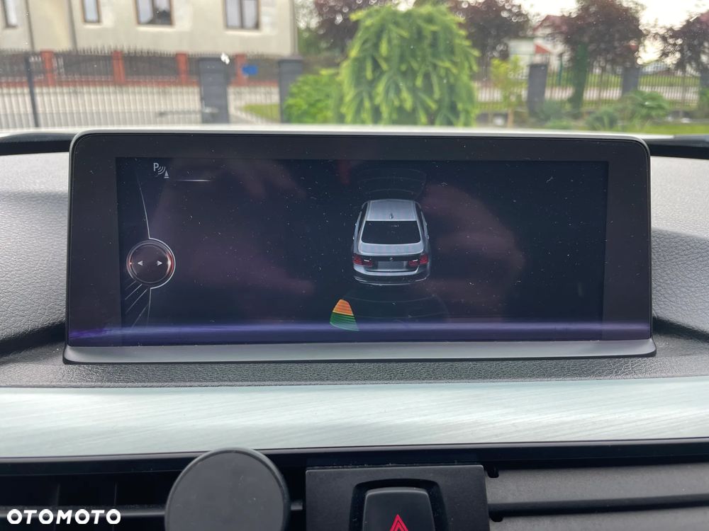 BMW Seria 3 - 21