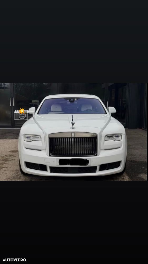 Rolls-Royce Ghost - 1