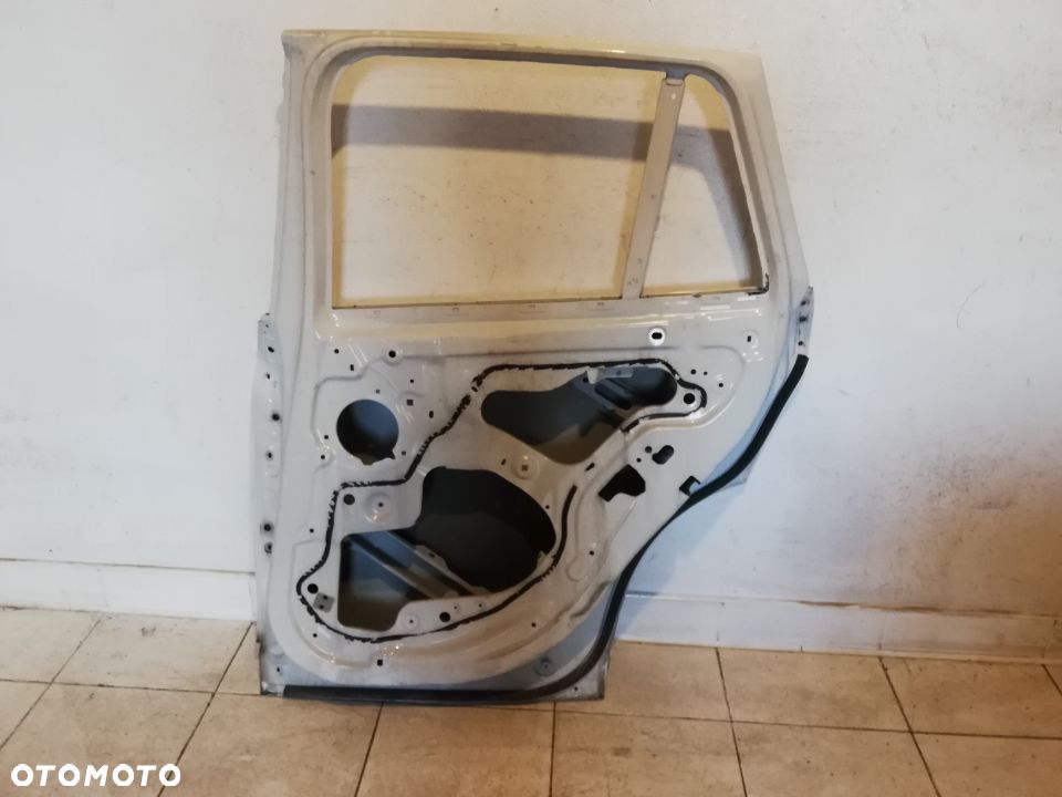 DRZWI TYŁ PRAWE BMW X1 F48 - 5