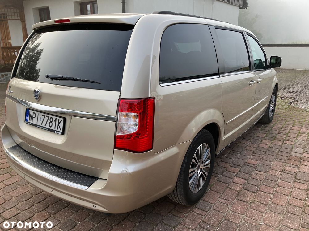 Lancia Voyager 2.8CRD Silver - 5