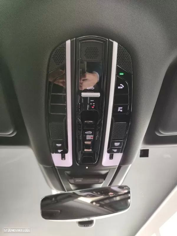 Porsche Cayenne E-Hybrid Platinum Edition — fotografia 35