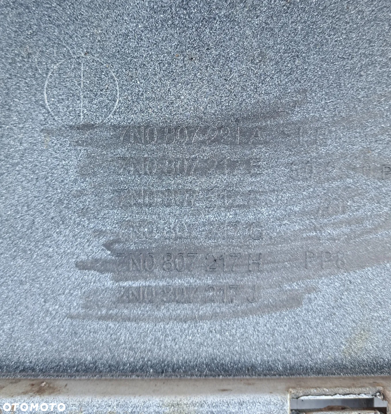 Zderzak przedni przód VW Sharan II 6 x PDC 7N0807221A 7N0807221E 7N0807221F 7N0807221G 7N0807221H 7N0807221J 7N0807101DG - 13