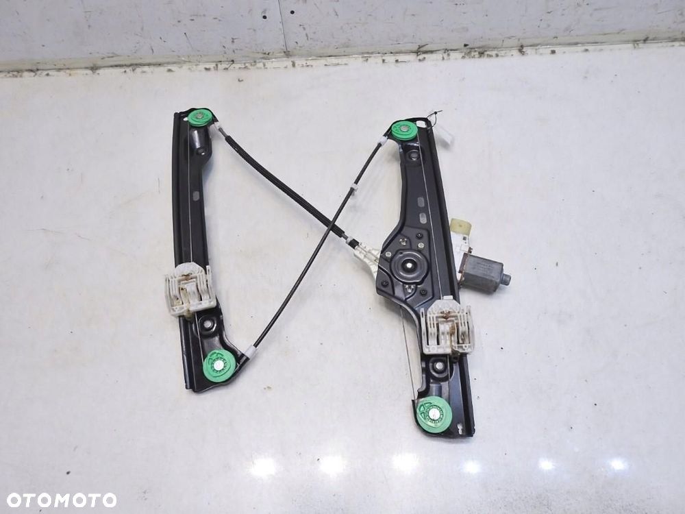 MECHANIZM SZYBY PRAWY PRZÓD BMW 3 E91 - 3