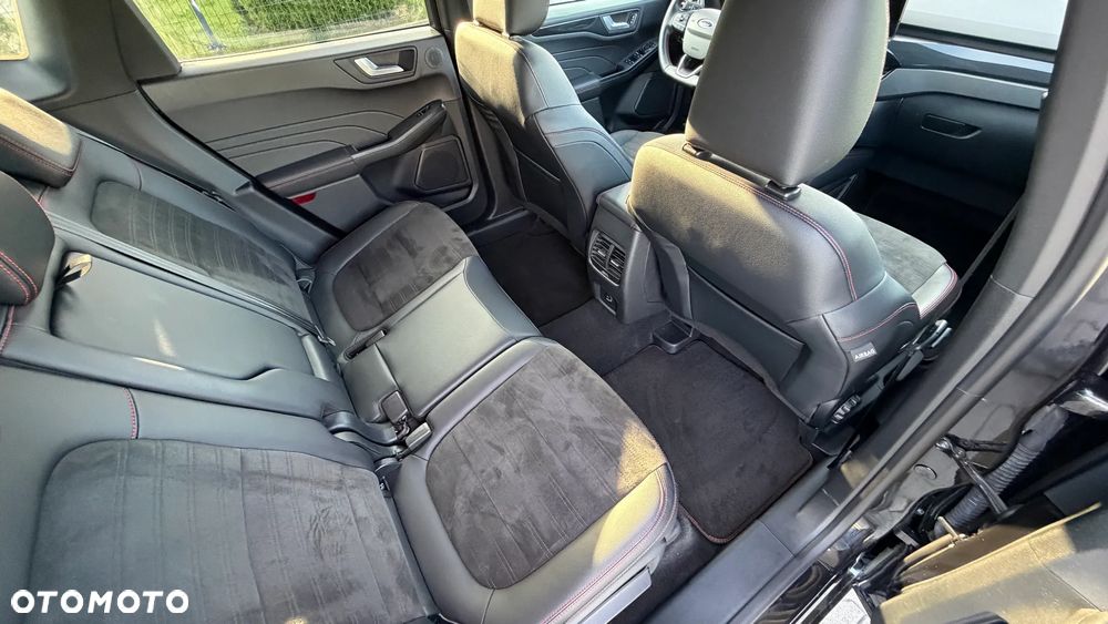 Ford Kuga 2.5P PHEV FWD ST-Line X - 27