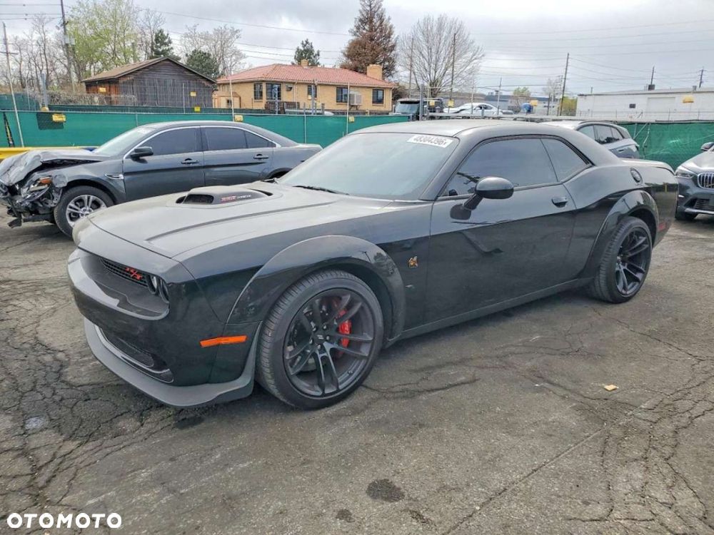 Dodge Challenger - 3