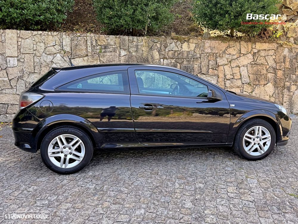 Opel Astra GTC 1.3 CDTI - 8