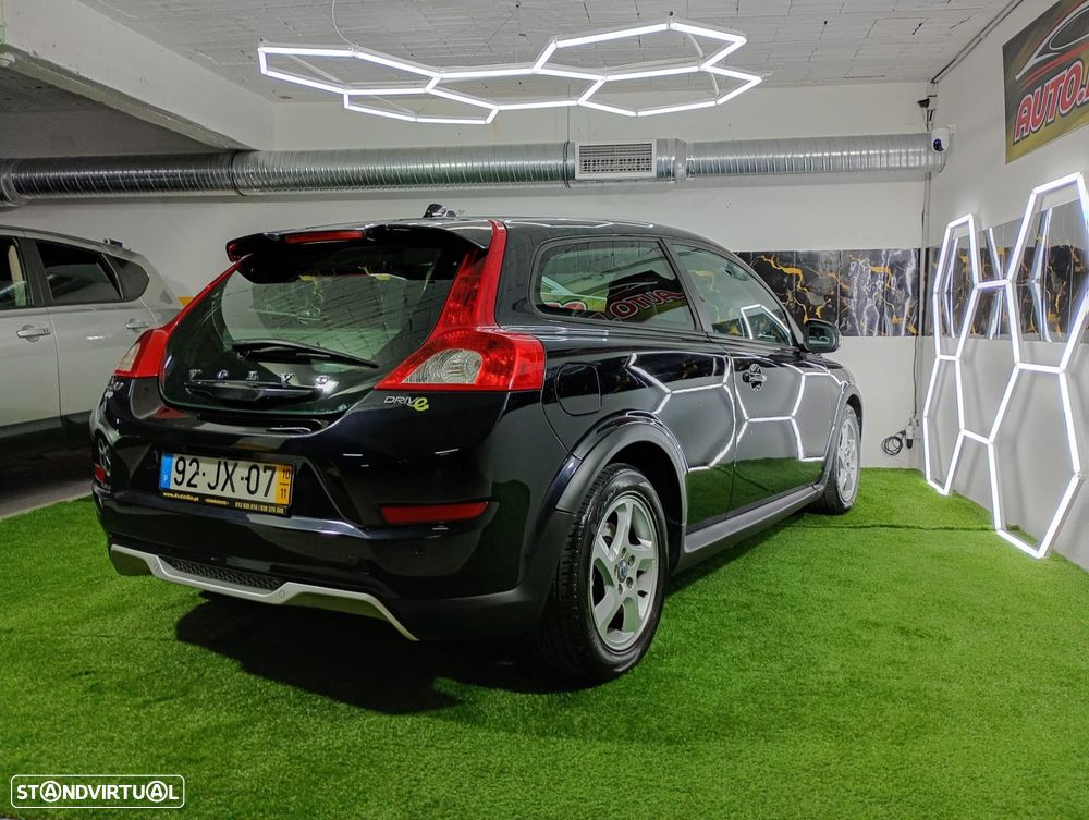 Volvo C30 1.6 D Drive Momentum — fotografia 37