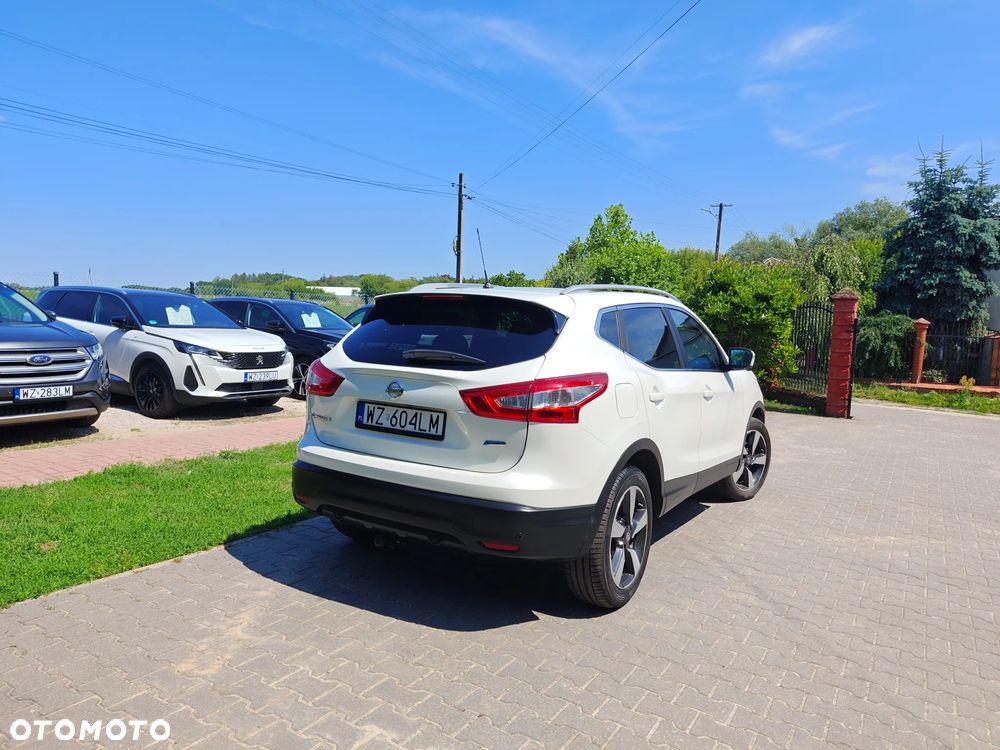Nissan Qashqai 1.5 dCi N-Connecta - 29