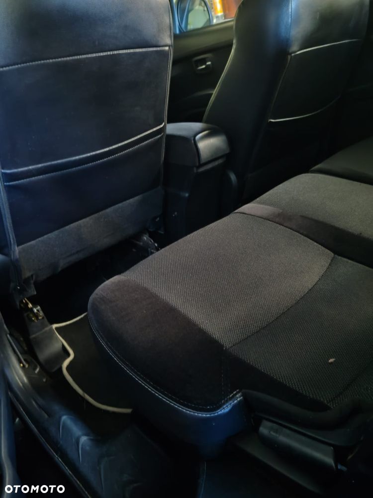 Peugeot 4007 2.2HDi Premium Euro5 - 18