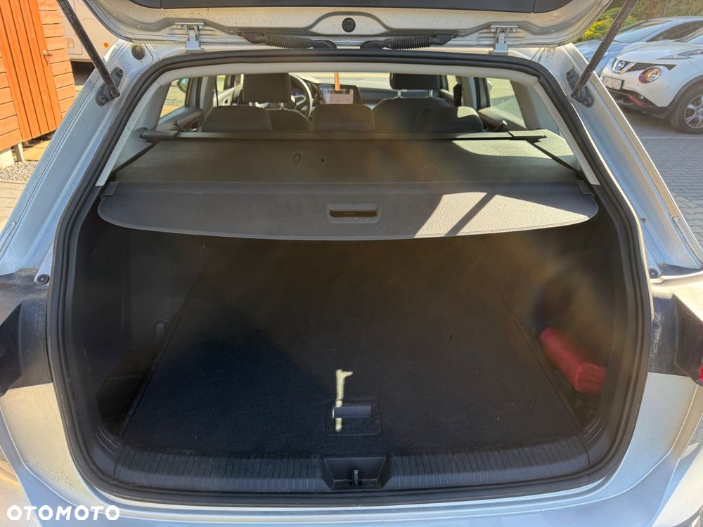 Volkswagen Golf 2.0 TDI Life - 6